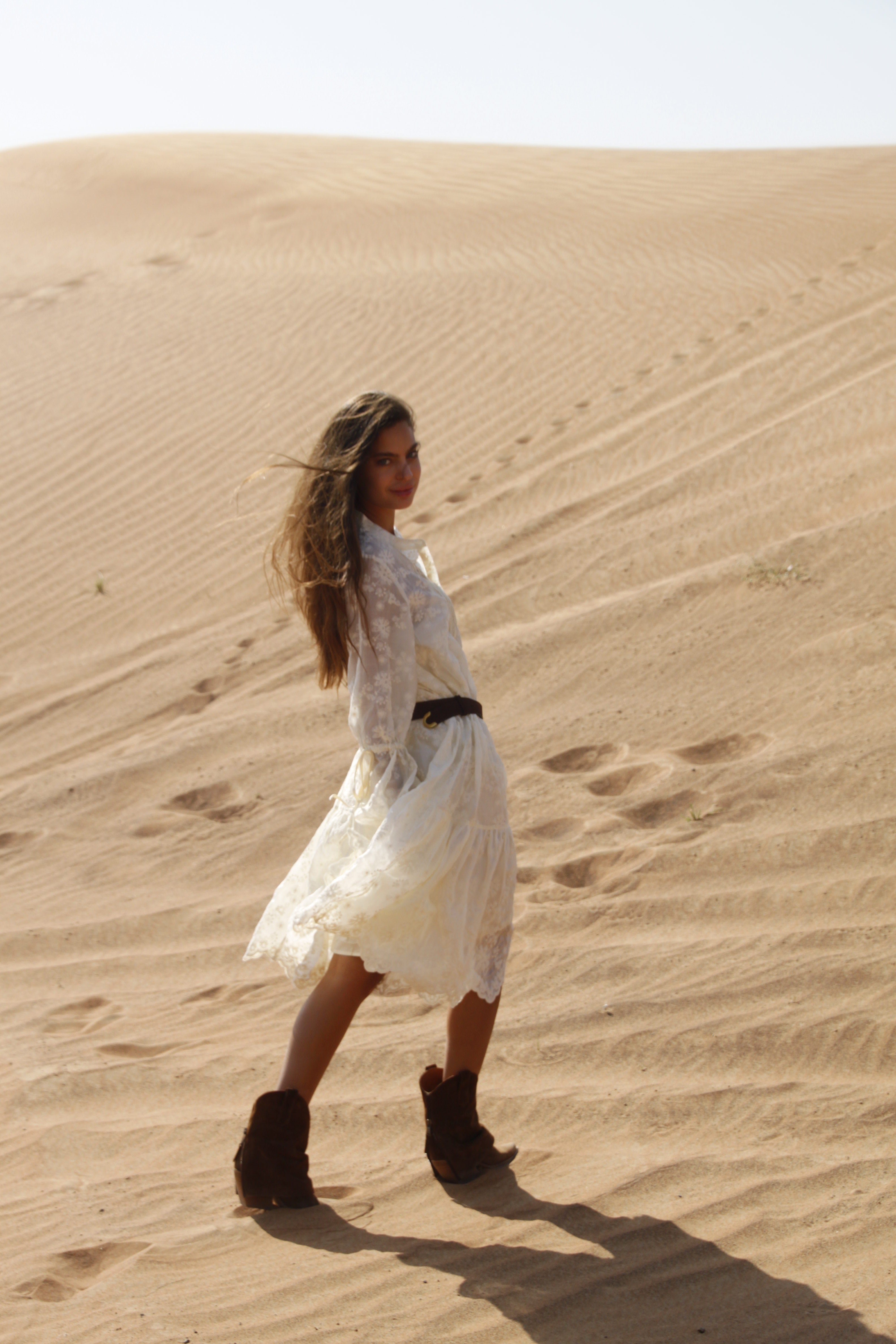 AlannaLL Midi Kjole - Creme
