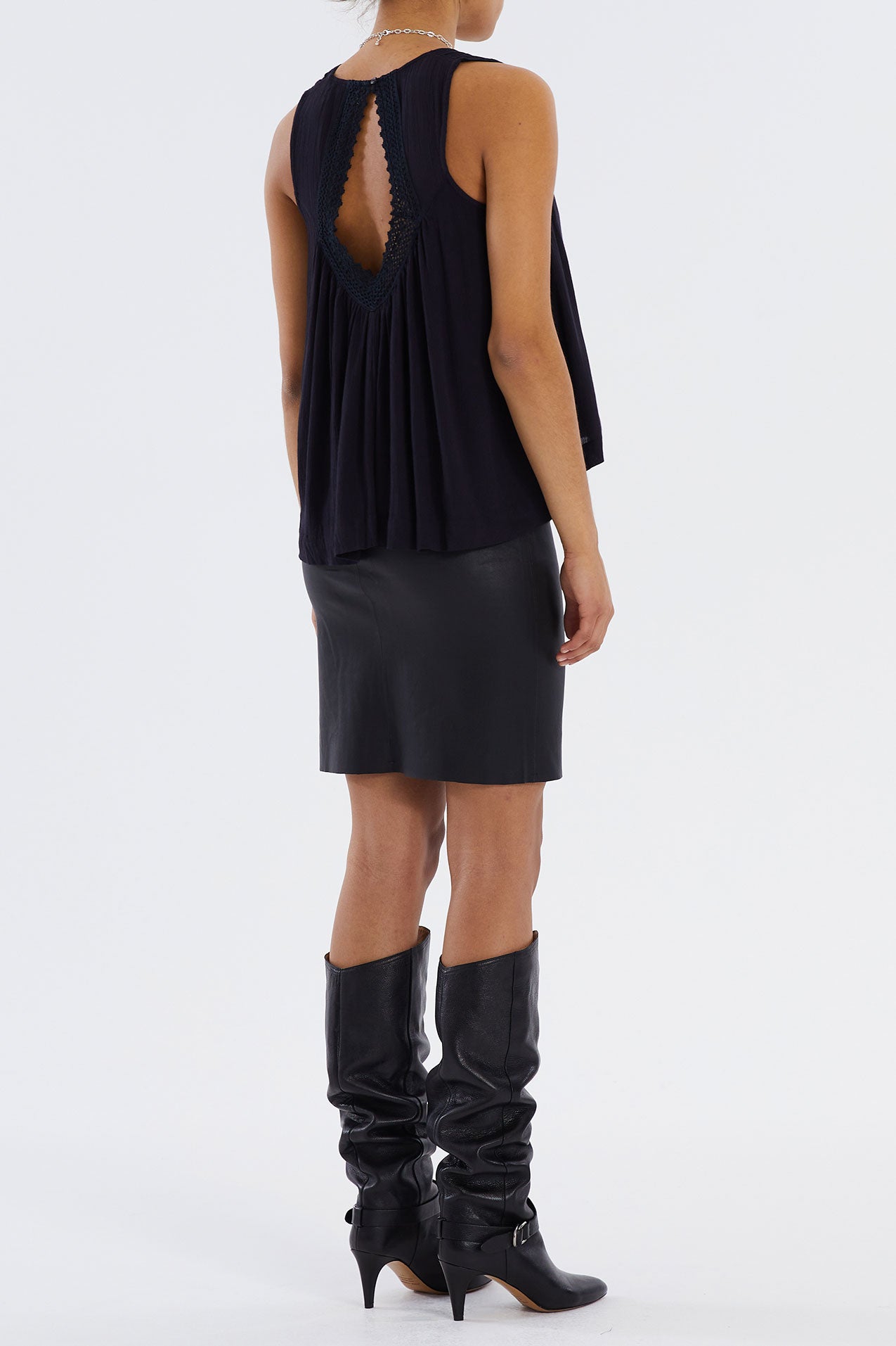 Anna - Black