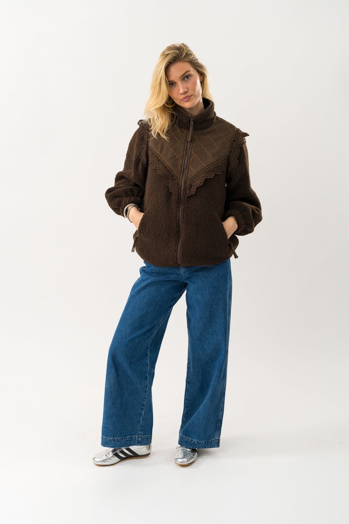 Lollys Laundry FalLL Teddyjakke Outerwear Mørkebrun
