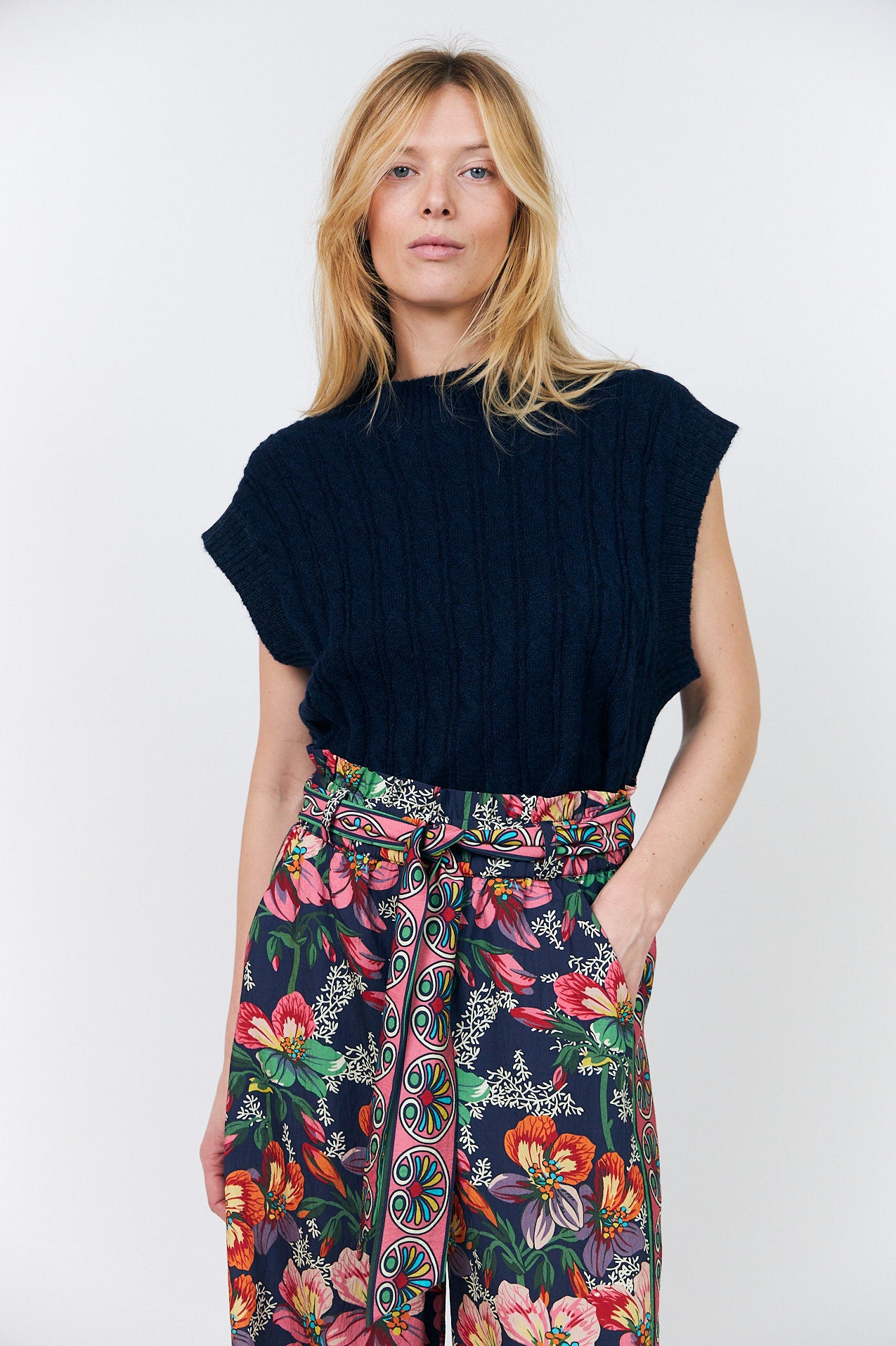Lollys Laundry FinnLL Knit Vest Vest Navy
