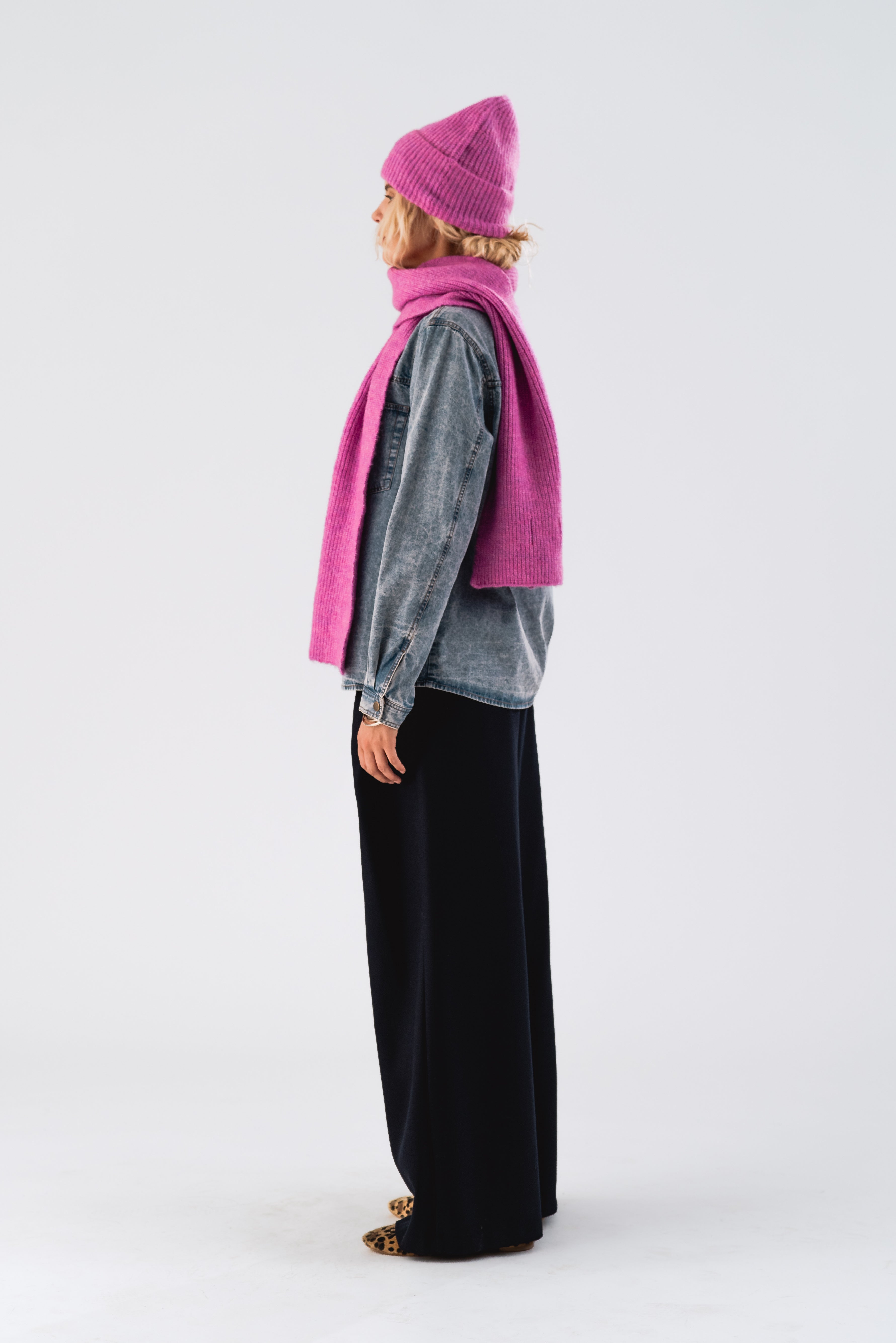 MountainLL Scarf - Neon Pink