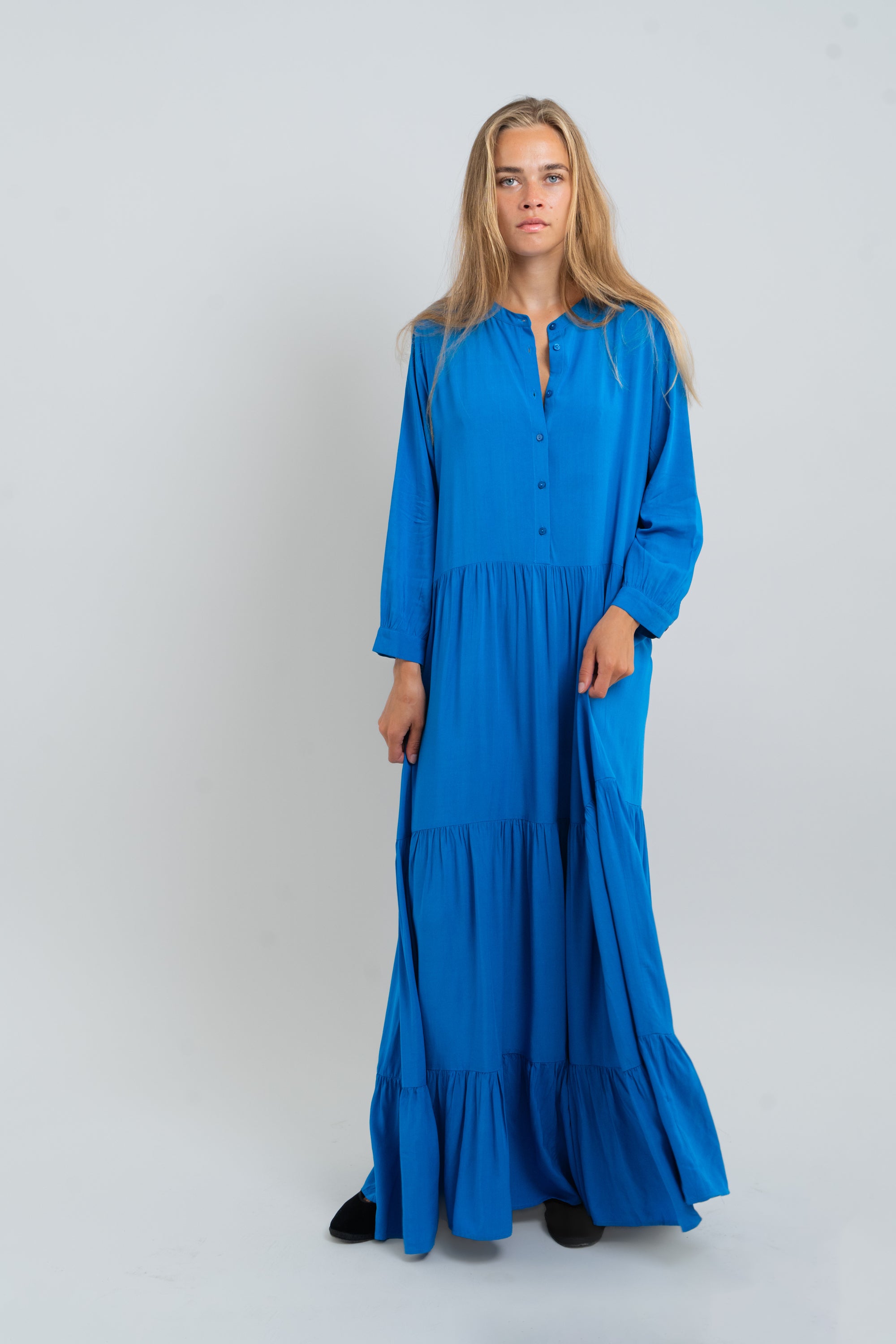 Lollys Laundry NeeLL Maxi Dress LS Dress 20 Blue