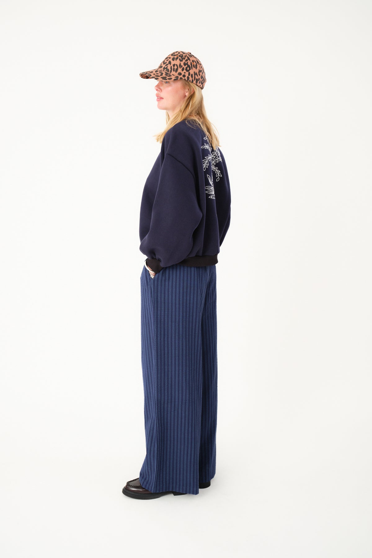 Lollys Laundry SydneyLL Pineapple Sweatshirt Sweatshirt Mørkeblå