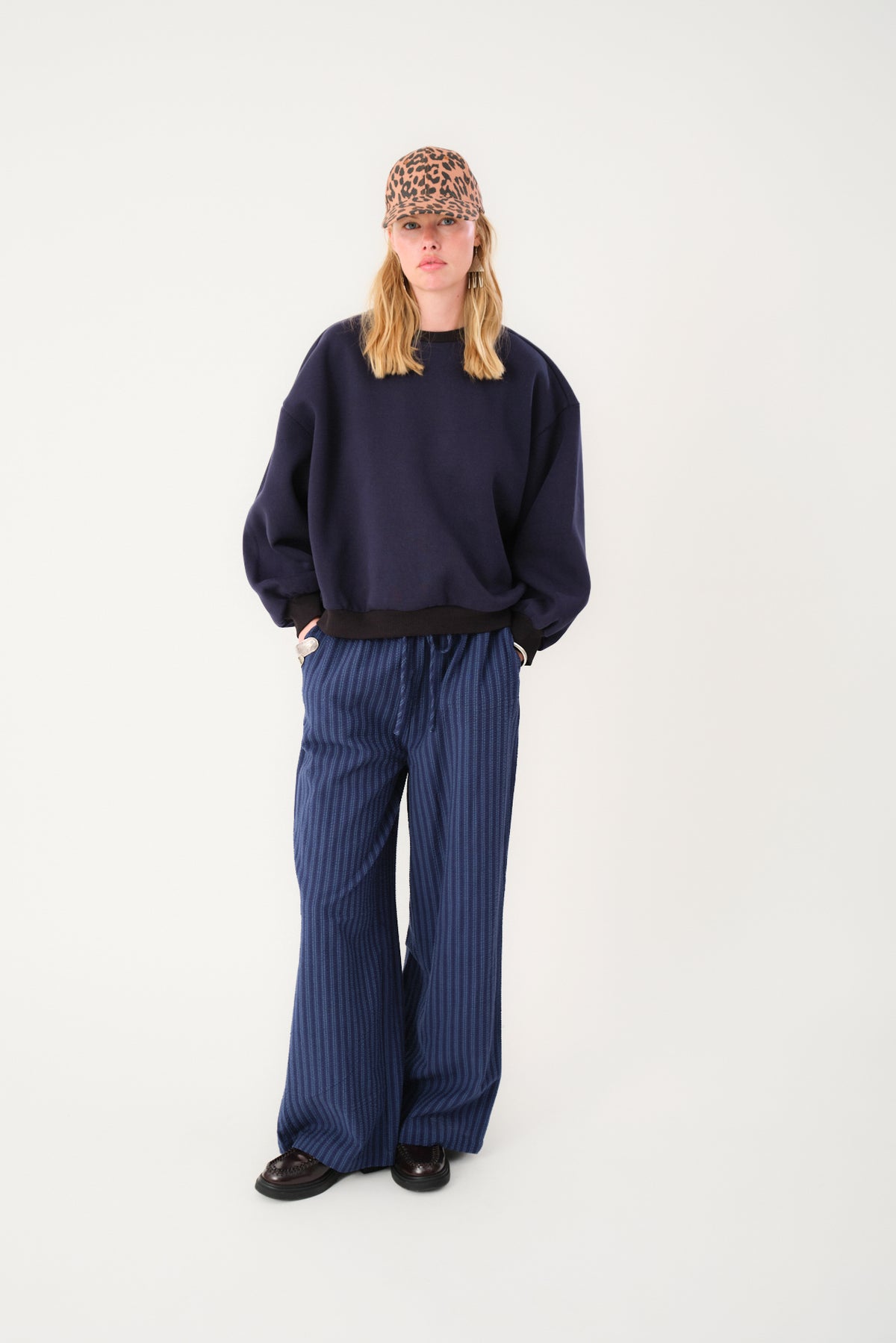 Lollys Laundry SydneyLL Pineapple Sweatshirt Sweatshirt Mørkeblå