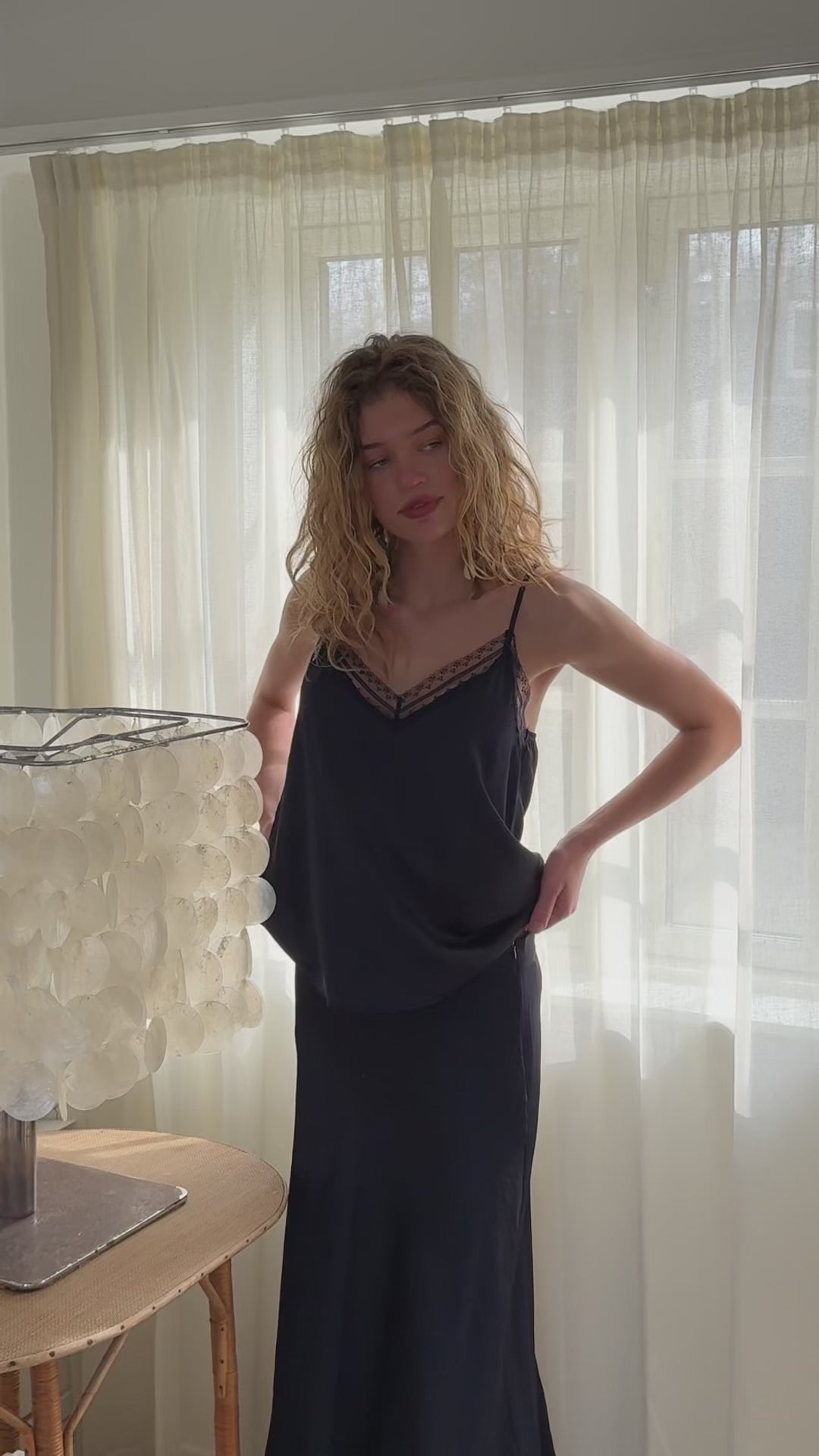 Lollys Laundry MioLL Midi Nederdel Skirt Mørkeblå